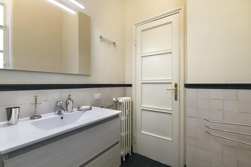 Papiniano 38 * Milano